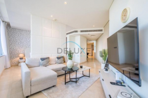 Exclusive Deal Affordable Stay Close to Metro by Deluxe Holiday Homes